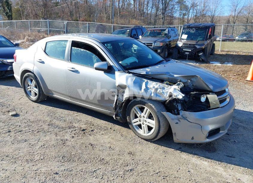 2013 Dodge Avenger SXT (VIN 1C3CDZCBXDN616725) main photo
