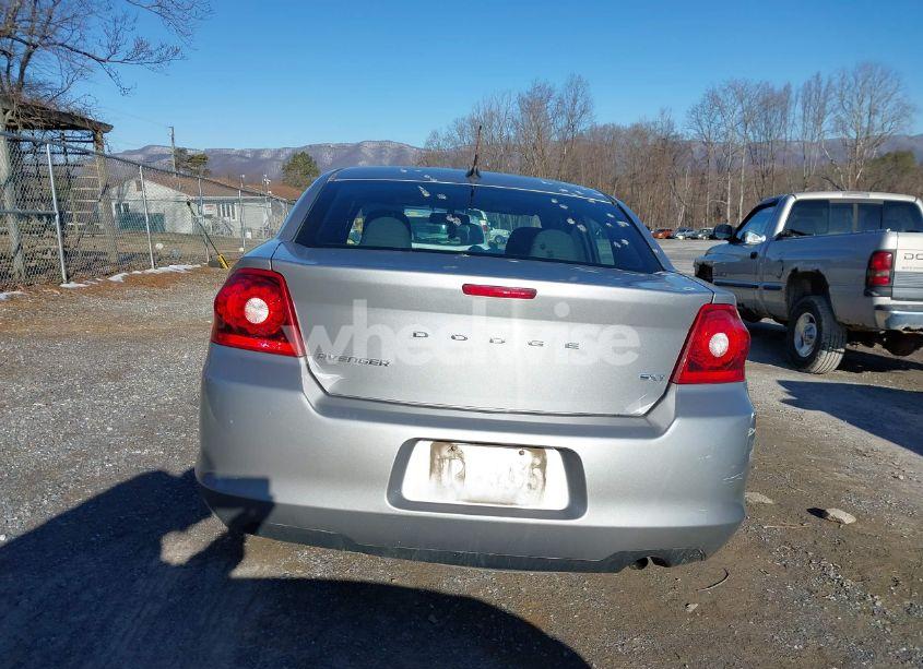 Photo 17 of 2013 Dodge Avenger SXT (VIN 1C3CDZCBXDN616725)