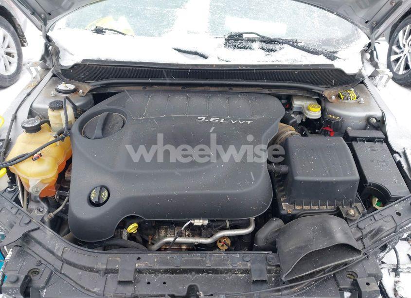 Photo 10 of 2013 Dodge Avenger SXT (VIN 1C3CDZCG1DN626989)