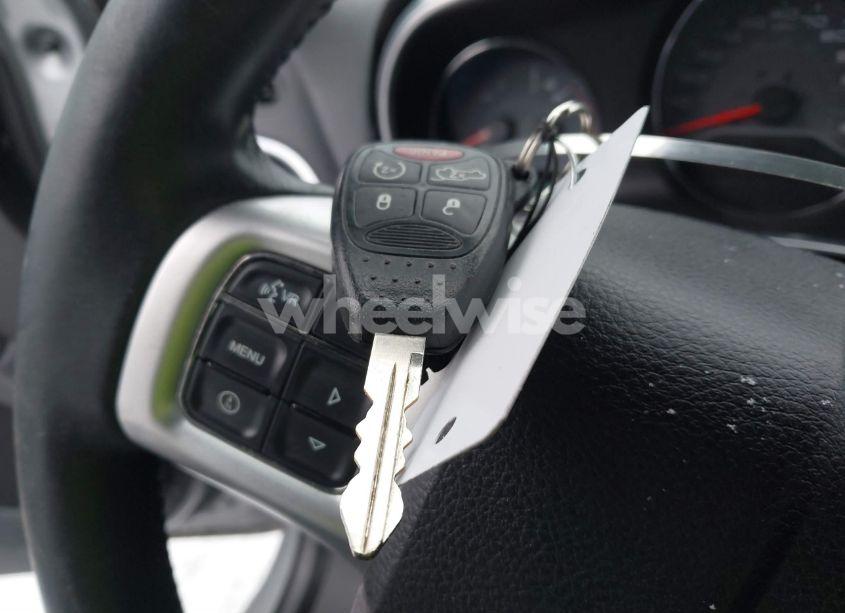 Photo 11 of 2013 Dodge Avenger SXT (VIN 1C3CDZCG1DN626989)