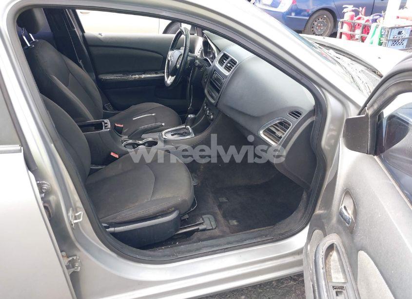 Photo 5 of 2013 Dodge Avenger SXT (VIN 1C3CDZCG1DN708785)