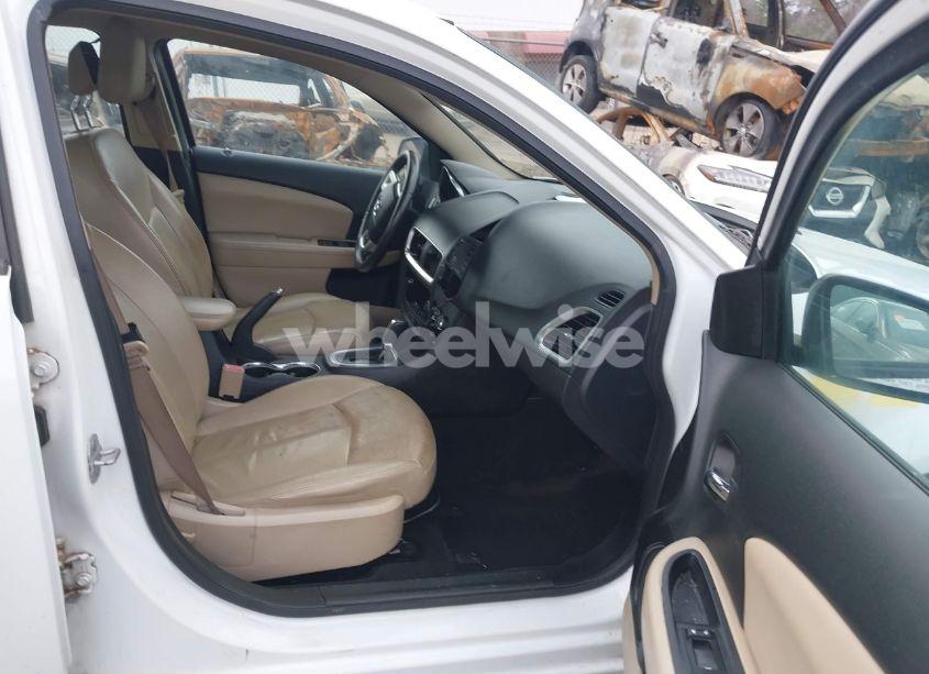 Photo 5 of 2013 Dodge Avenger SXT (VIN 1C3CDZCG1DN730740)