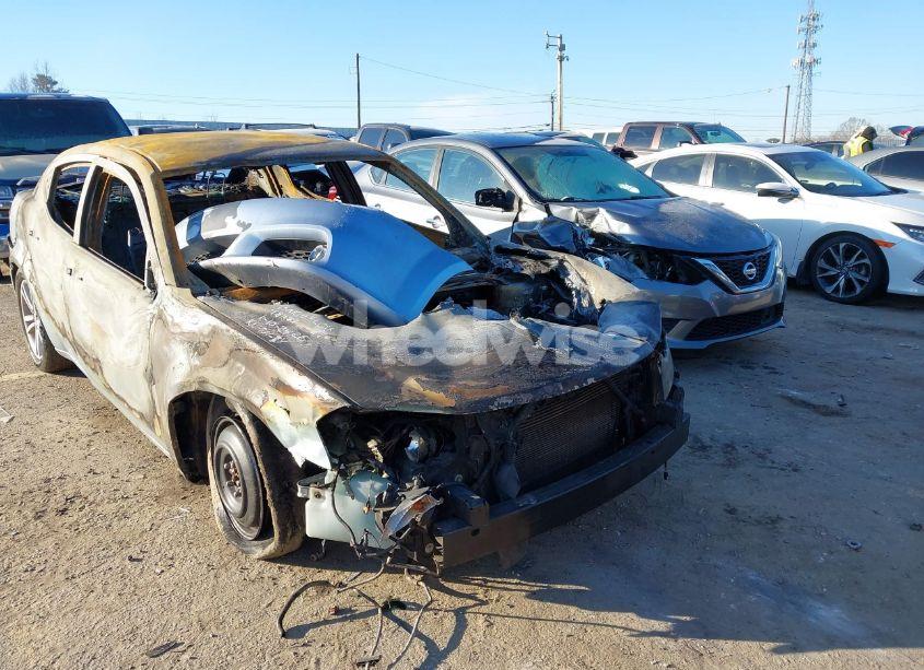 2013 Dodge Avenger SXT (VIN 1C3CDZCG2DN520101) main photo