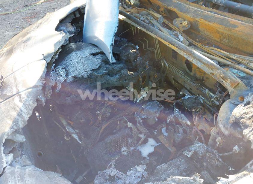 Photo 10 of 2013 Dodge Avenger SXT (VIN 1C3CDZCG2DN520101)