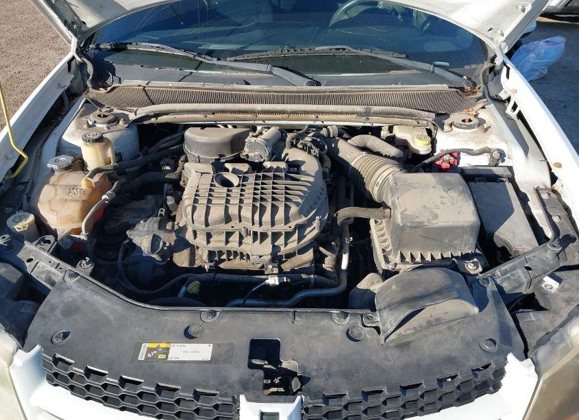 Photo 10 of 2014 Dodge Avenger SXT (VIN 1C3CDZCG2EN187920)