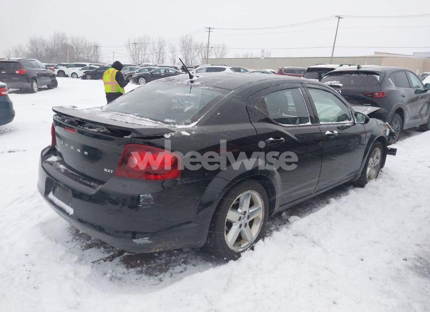 Photo 4 of 2013 Dodge Avenger SXT (VIN 1C3CDZCG6DN544854)