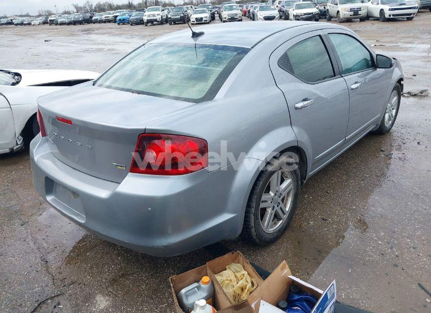 Photo 4 of 2013 Dodge Avenger SXT (VIN 1C3CDZCG6DN709625)