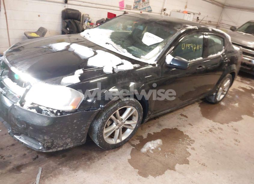 Photo 2 of 2014 Dodge Avenger SXT (VIN 1C3CDZCG6EN160171)