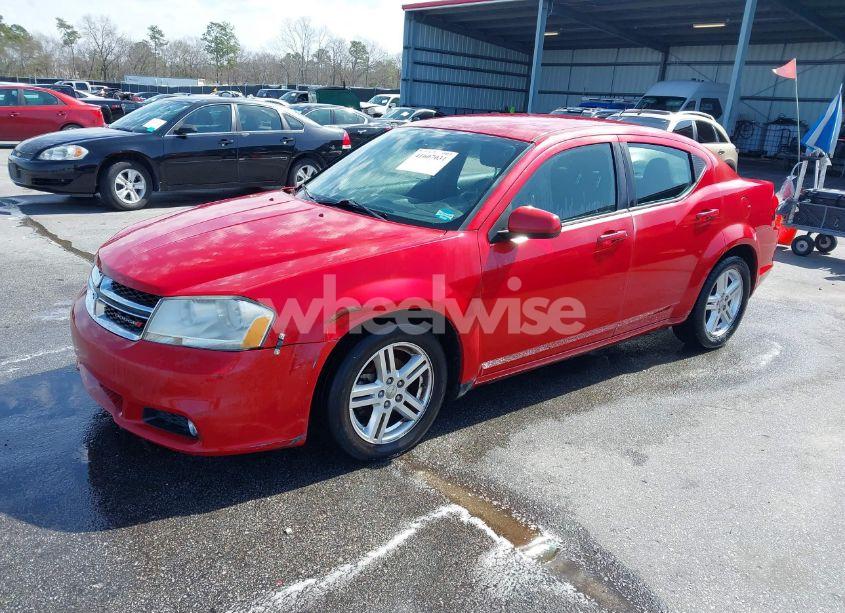 Photo 2 of 2013 Dodge Avenger SXT (VIN 1C3CDZCG7DN508591)