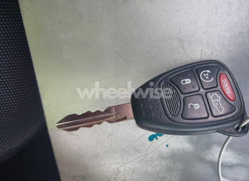 Photo 11 of 2013 Dodge Avenger SXT (VIN 1C3CDZCG7DN582562)