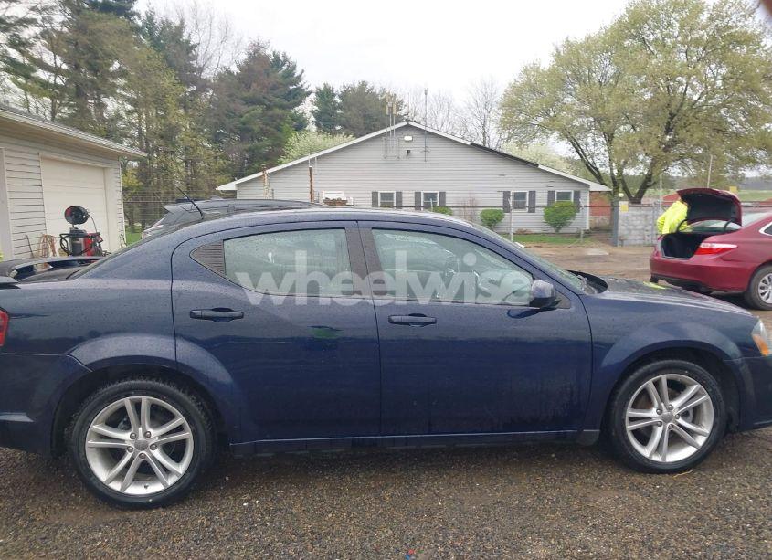 Photo 13 of 2013 Dodge Avenger SXT (VIN 1C3CDZCG7DN582562)