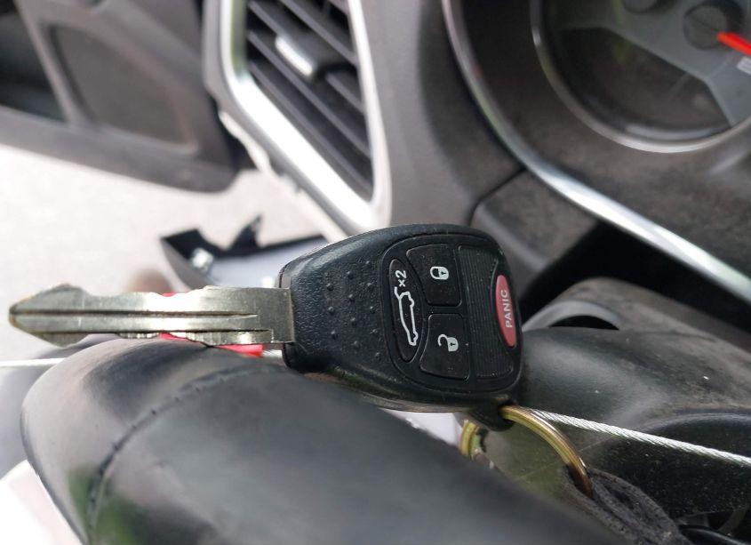 Photo 11 of 2013 Dodge Avenger SXT (VIN 1C3CDZCG7DN708726)