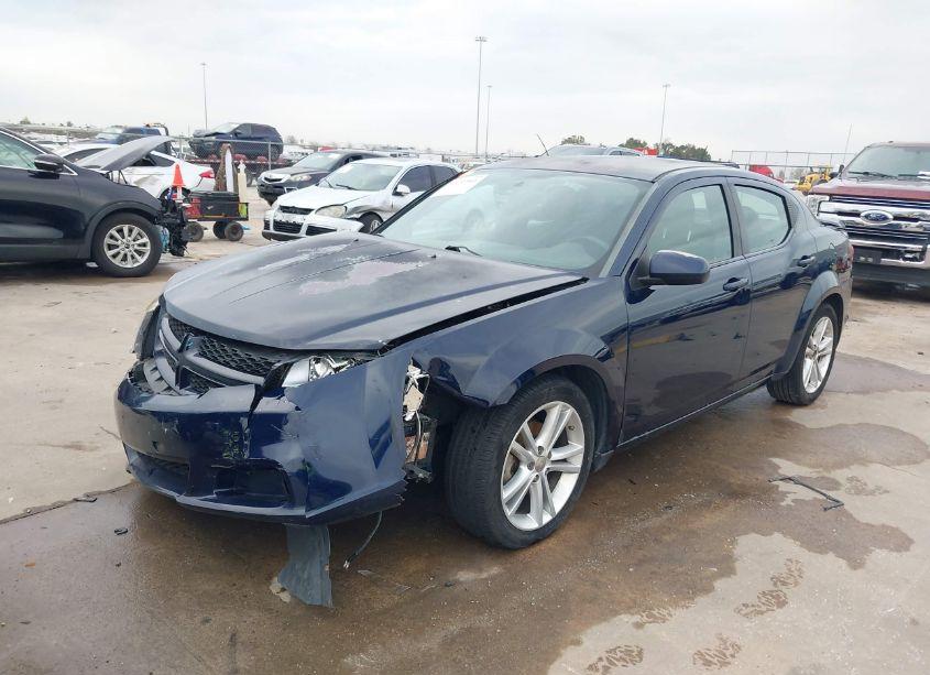 Photo 2 of 2013 Dodge Avenger SXT (VIN 1C3CDZCG8DN581307)