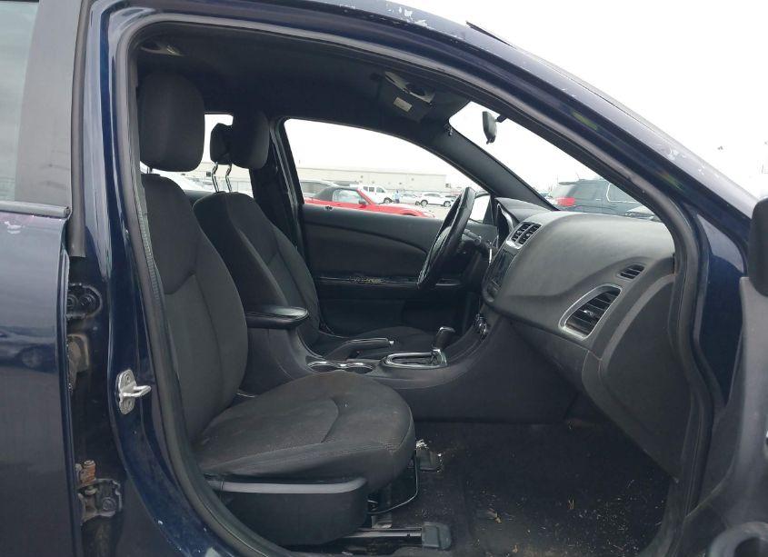 Photo 5 of 2013 Dodge Avenger SXT (VIN 1C3CDZCG8DN581307)