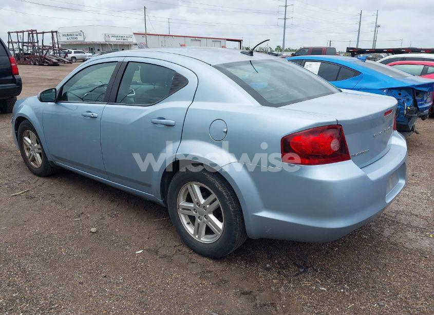 Photo 3 of 2013 Dodge Avenger SXT (VIN 1C3CDZCG8DN583719)