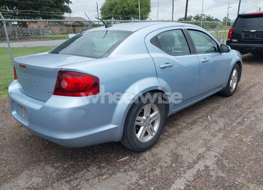 Photo 4 of 2013 Dodge Avenger SXT (VIN 1C3CDZCG8DN583719)