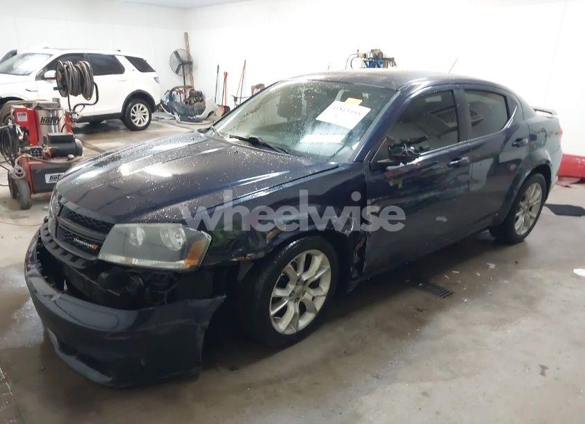 Photo 2 of 2014 Dodge Avenger SXT (VIN 1C3CDZCG8EN155246)