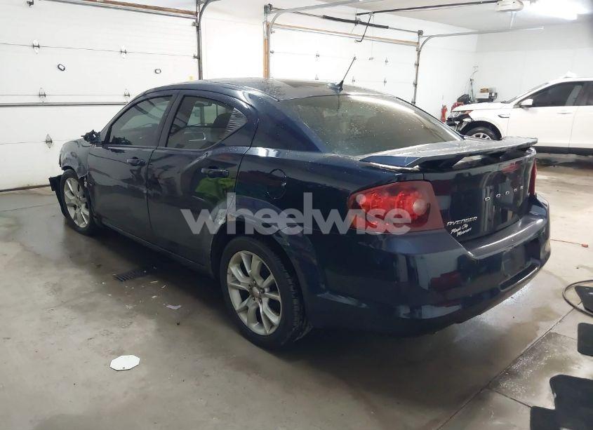 Photo 3 of 2014 Dodge Avenger SXT (VIN 1C3CDZCG8EN155246)