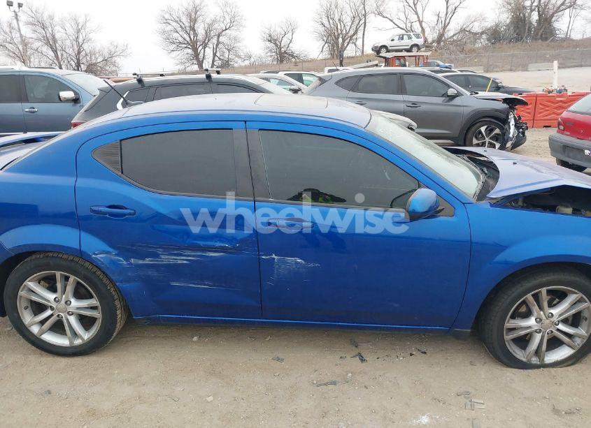 Photo 13 of 2014 Dodge Avenger SXT (VIN 1C3CDZCG8EN159992)