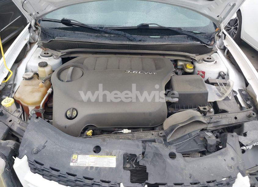 Photo 10 of 2013 Dodge Avenger SXT (VIN 1C3CDZCG9DN772959)