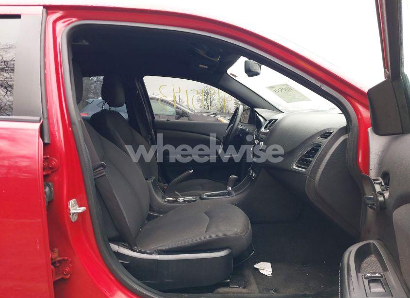 Photo 5 of 2013 Dodge Avenger SXT (VIN 1C3CDZCGXDN730428)