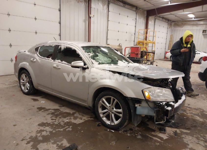 2012 Dodge Avenger SXT PLUS (VIN 1C3CDZEG3CN143077) main photo