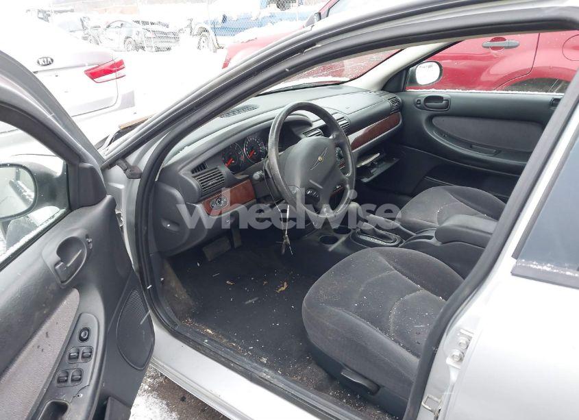 Photo 5 of 2002 Chrysler Sebring (VIN 1C3EL46X12N339367)