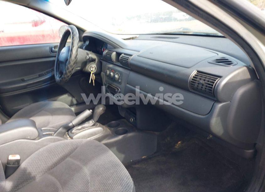 Photo 5 of 2004 Chrysler Sebring (VIN 1C3EL46X34N420244)