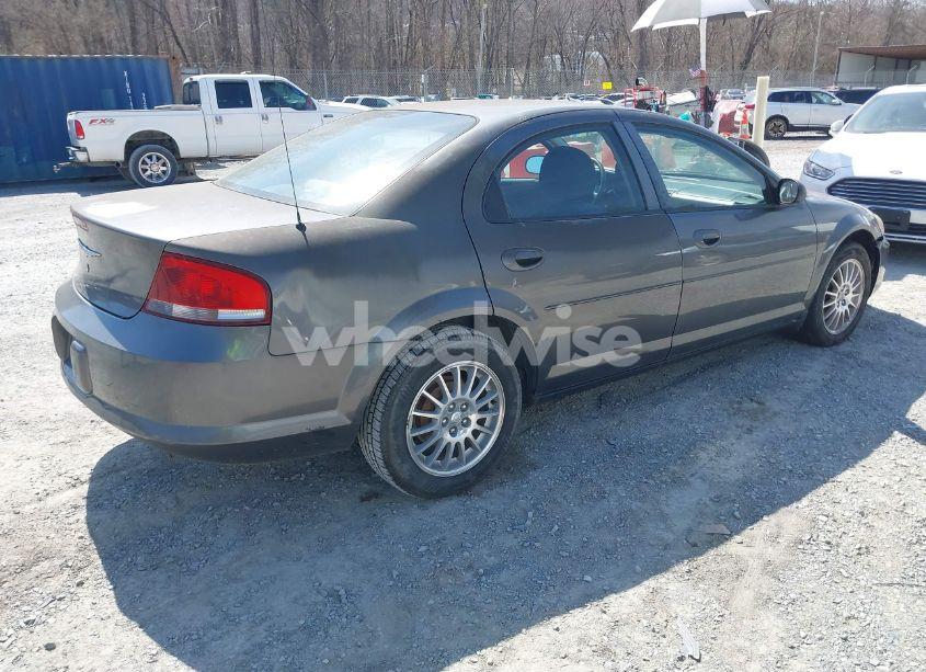 Photo 4 of 2005 Chrysler Sebring (VIN 1C3EL46X35N658547)