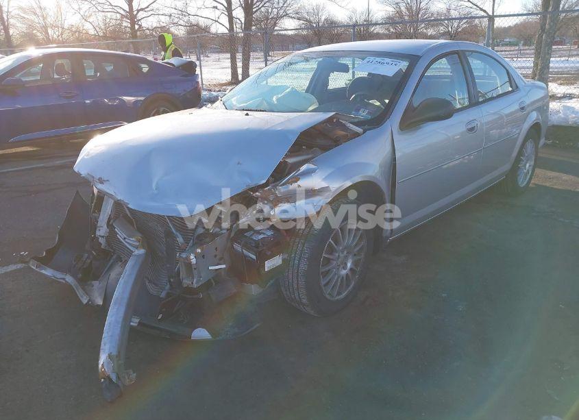 Photo 2 of 2005 Chrysler Sebring (VIN 1C3EL46X55N542122)
