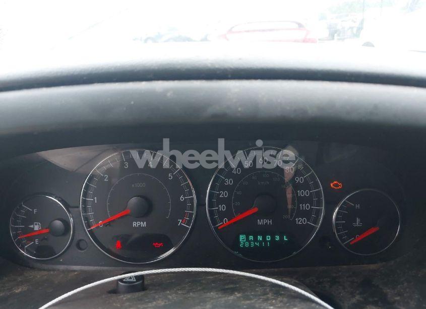 Photo 7 of 2005 Chrysler Sebring (VIN 1C3EL46X55N702922)