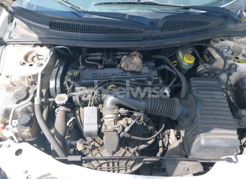 Photo 10 of 2005 Chrysler Sebring (VIN 1C3EL46X65N541688)