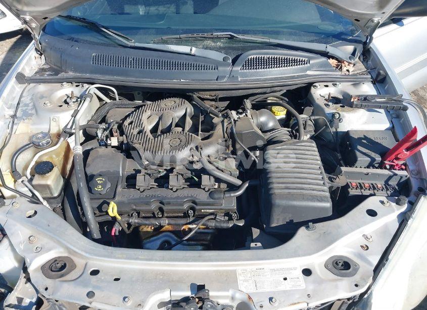 Photo 10 of 2005 Chrysler Sebring TOURING (VIN 1C3EL55R15N705390)