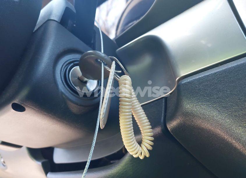 Photo 11 of 2005 Chrysler Sebring TOURING (VIN 1C3EL55R15N705390)