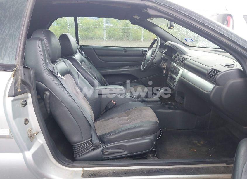 Photo 5 of 2005 Chrysler Sebring TOURING (VIN 1C3EL55R25N603578)