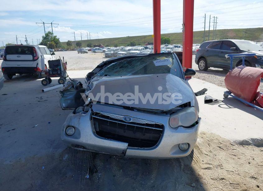 Photo 12 of 2004 Chrysler Sebring LXI (VIN 1C3EL55R44N117949)