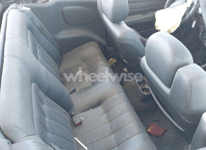 Photo 8 of 2004 Chrysler Sebring LXI (VIN 1C3EL55R44N117949)