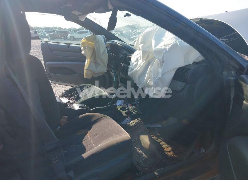 Photo 5 of 2004 Chrysler Sebring LXI (VIN 1C3EL55R64N330160)