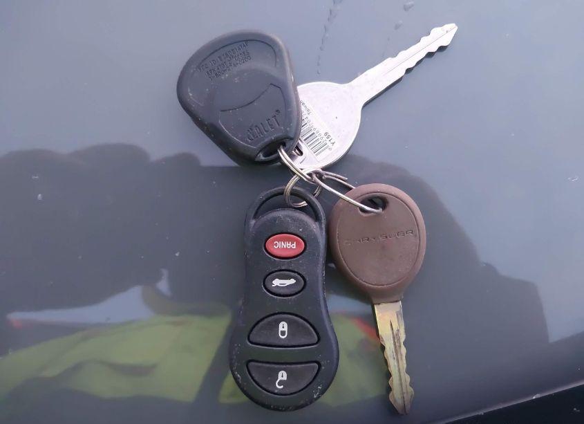 Photo 11 of 2004 Chrysler Sebring LXI (VIN 1C3EL55R74N236028)