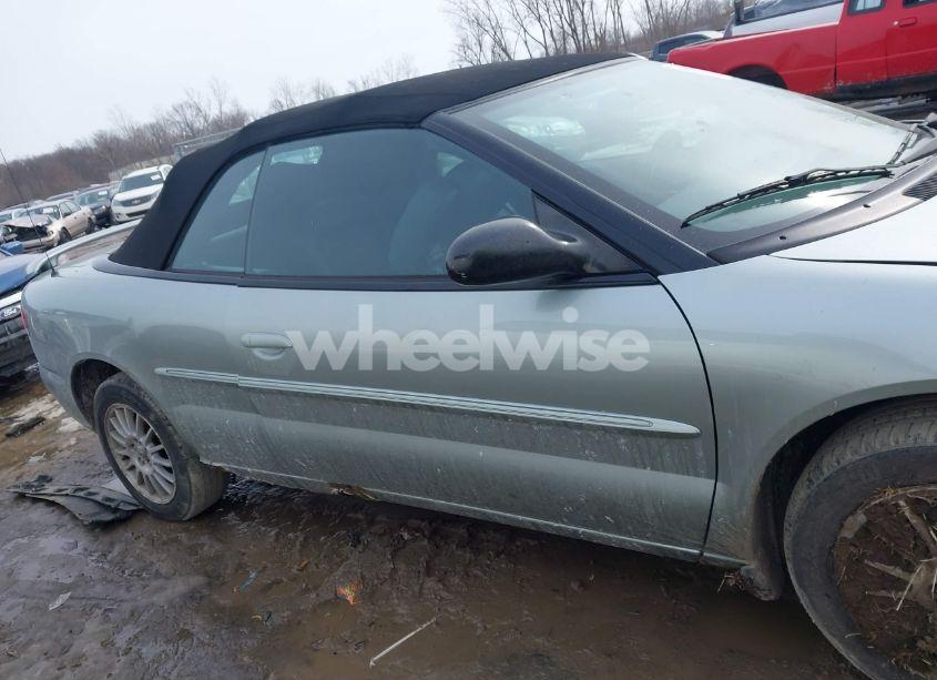 Photo 13 of 2005 Chrysler Sebring TOURING (VIN 1C3EL55R75N503377)