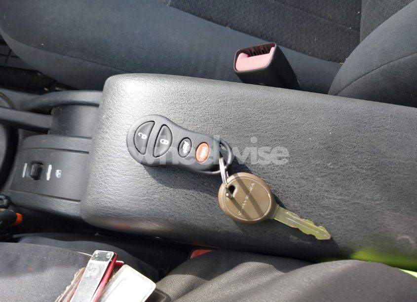 Photo 11 of 2005 Chrysler Sebring TOURING (VIN 1C3EL55R75N652680)