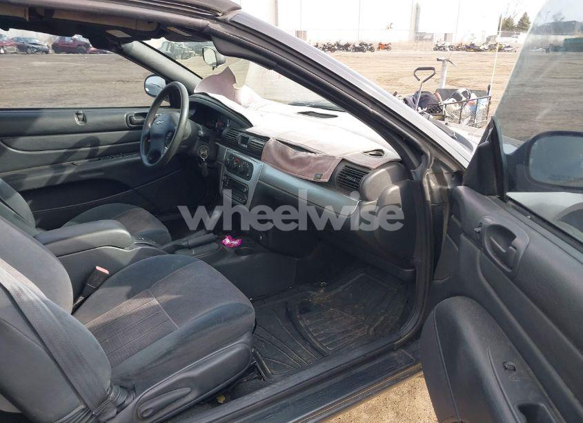 Photo 5 of 2005 Chrysler Sebring TOURING (VIN 1C3EL55R75N652680)