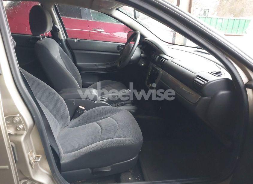 Photo 5 of 2004 Chrysler Sebring LXI (VIN 1C3EL56R24N301205)