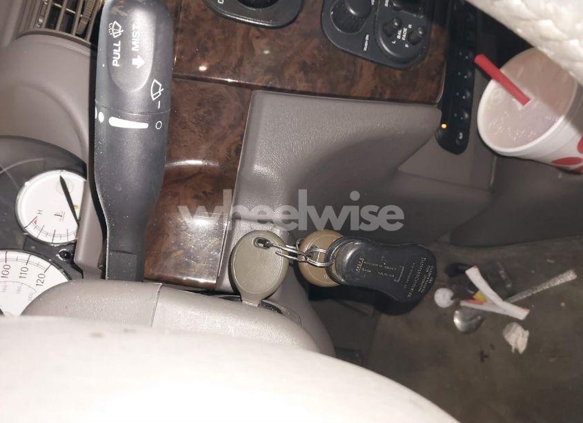 Photo 11 of 2004 Chrysler Sebring LXI (VIN 1C3EL56R34N207401)