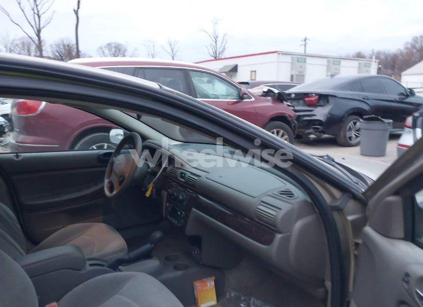 Photo 5 of 2004 Chrysler Sebring LXI (VIN 1C3EL56R44N210663)