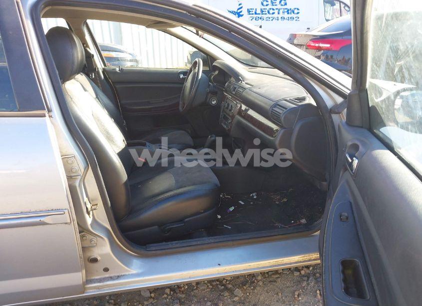 Photo 5 of 2004 Chrysler Sebring LXI (VIN 1C3EL56R64N113268)