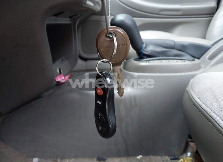 Photo 11 of 2004 Chrysler Sebring LXI (VIN 1C3EL56R94N401964)