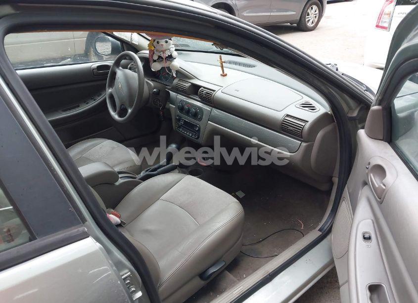 Photo 5 of 2004 Chrysler Sebring LXI (VIN 1C3EL56R94N401964)