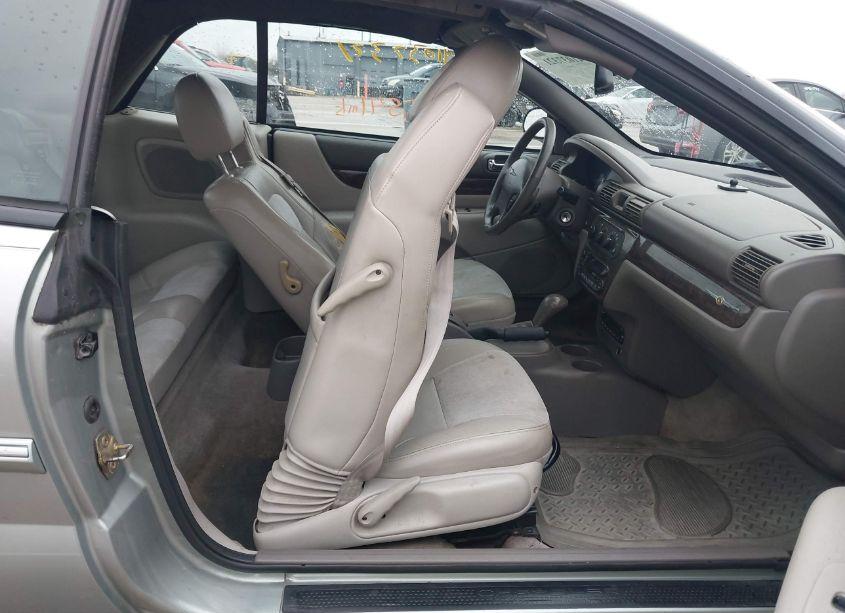 Photo 8 of 2004 Chrysler Sebring LIMITED (VIN 1C3EL65R04N356789)