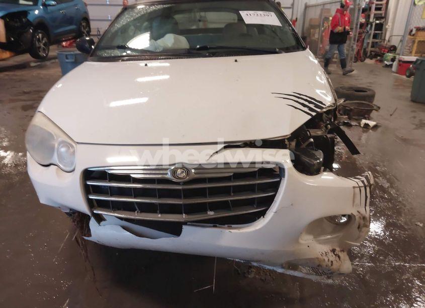 Photo 6 of 2005 Chrysler Sebring LIMITED (VIN 1C3EL65R55N627833)